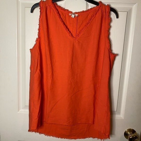 Umgee Frayed Trim Women’s Top - Picture 2 of 7